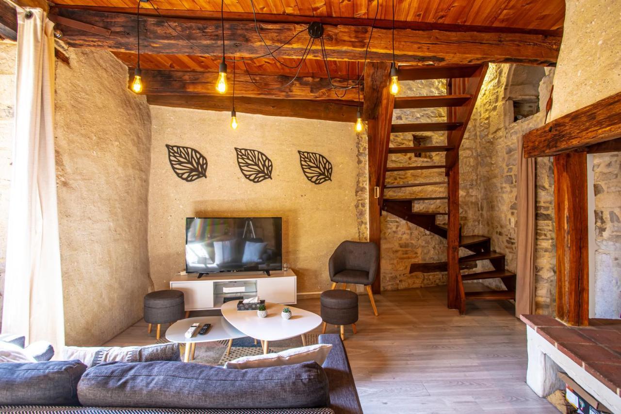 Maison En Pierres Au Coeur Du Village Medieval De Villeneuve Экстерьер фото
